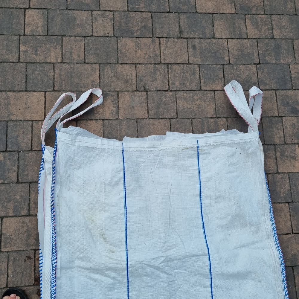 worek-big-bag-170-x-100-x-100-cm-3 Big Bagi otwarta góra 4 uszy